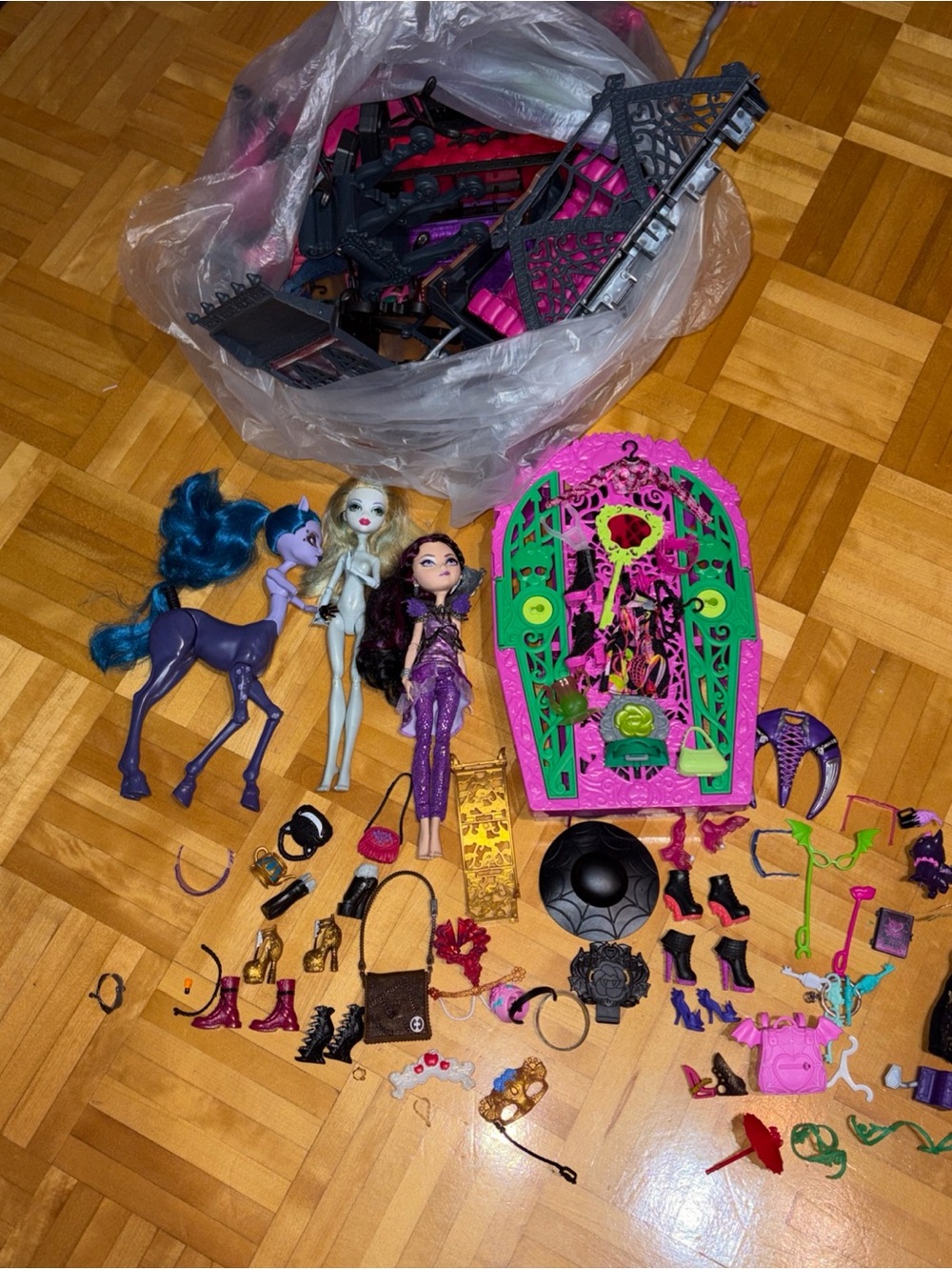 monster high & ever after high lot